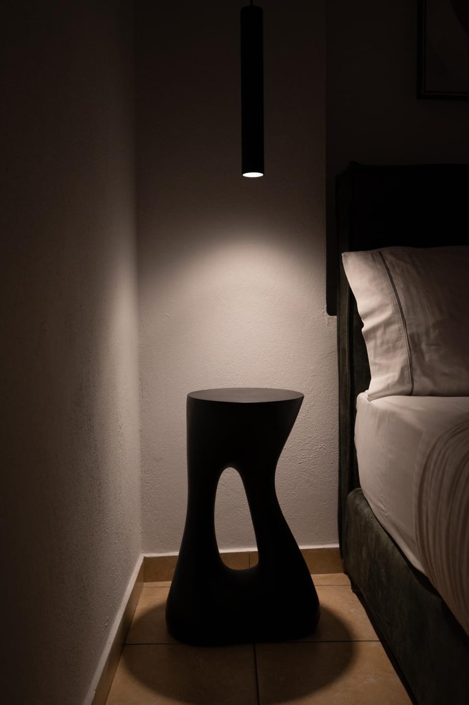 Bed, Photo of the whole room, Decorative detail, Bedroom