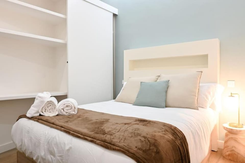 For You Rentals Céntrico y Luminoso Apartamento TEMPORAL en Madrid EST22 Apartment in Centro