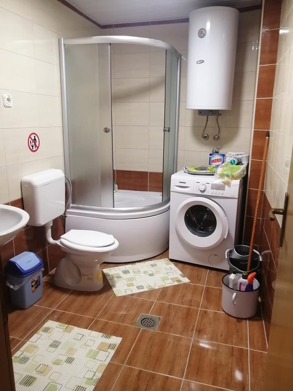 Shower, Toilet, washing machine