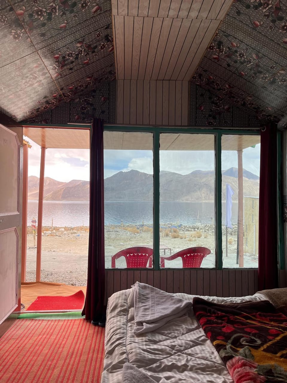 Bed, Natural landscape, Bedroom, Lake view, Mountain view
