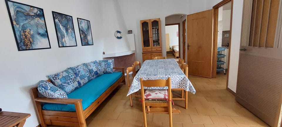 VILLA PIETRAMARINA CALA LIBEROTTO appartamento 4 posti Apartment in Cala Liberotto