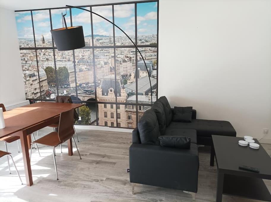 Sublime appartement au coeur de la Défense Apartment in Puteaux