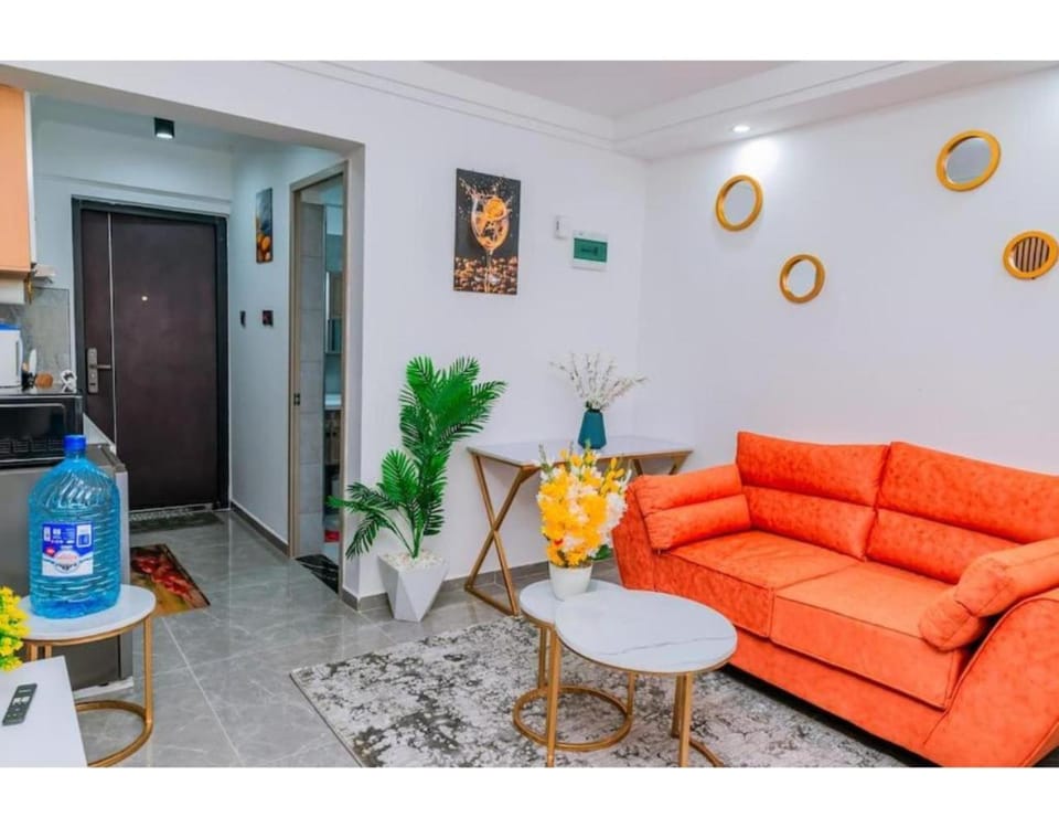 Living room, Decorative detail, Seating area