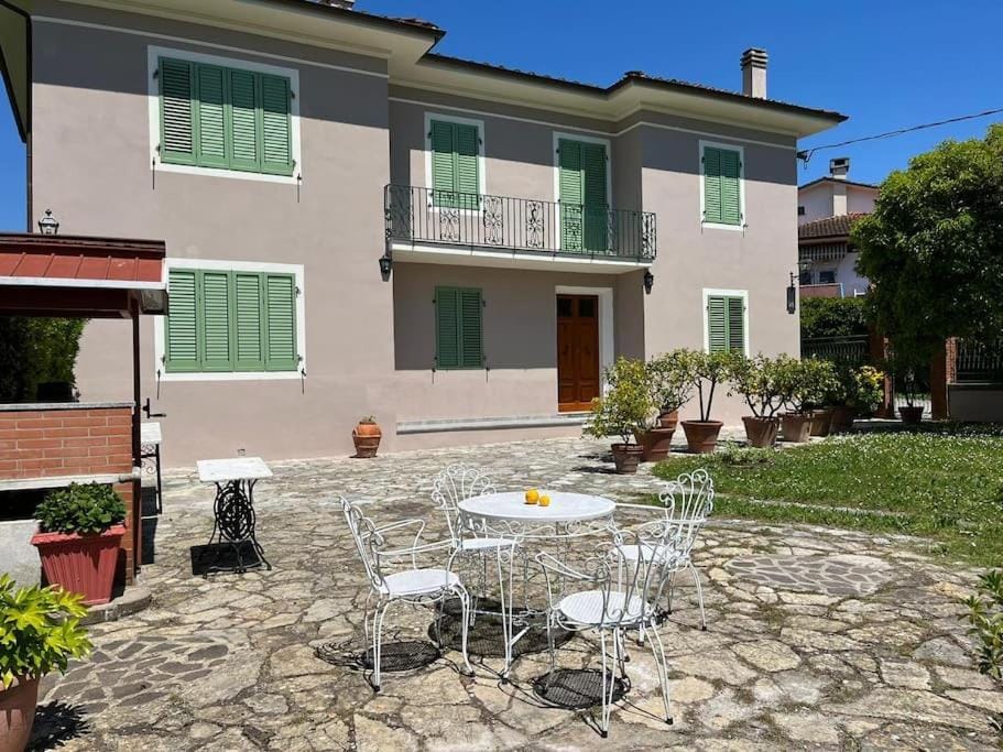 Property building, Patio