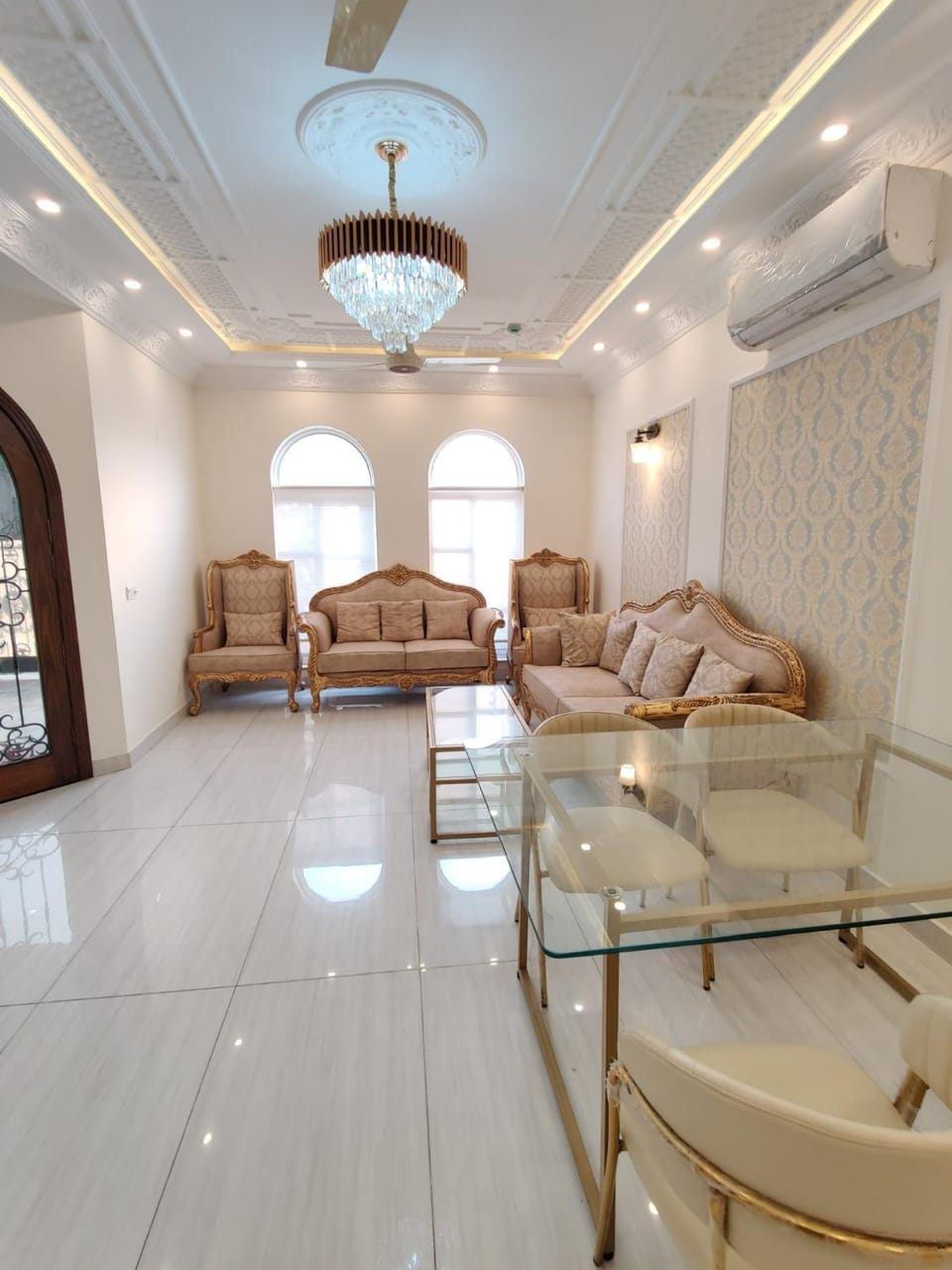 Luxury Dream Vacation Home in DHA Near Lahore Airport House in Lahore