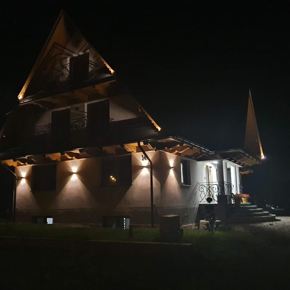 Property building, Night