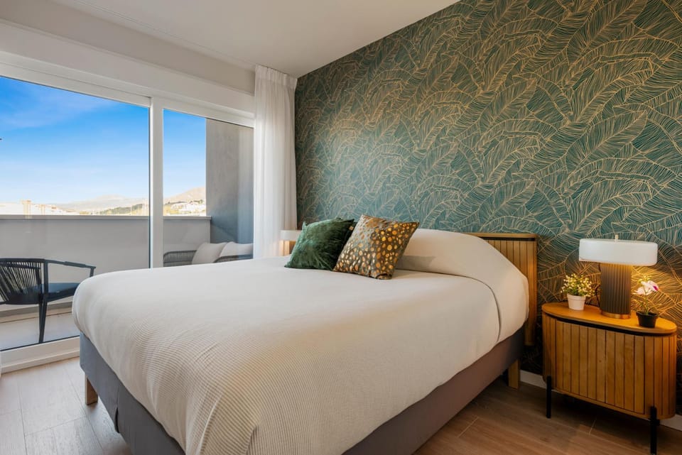 Skyline Penthouse Estepona Apartment in Estepona