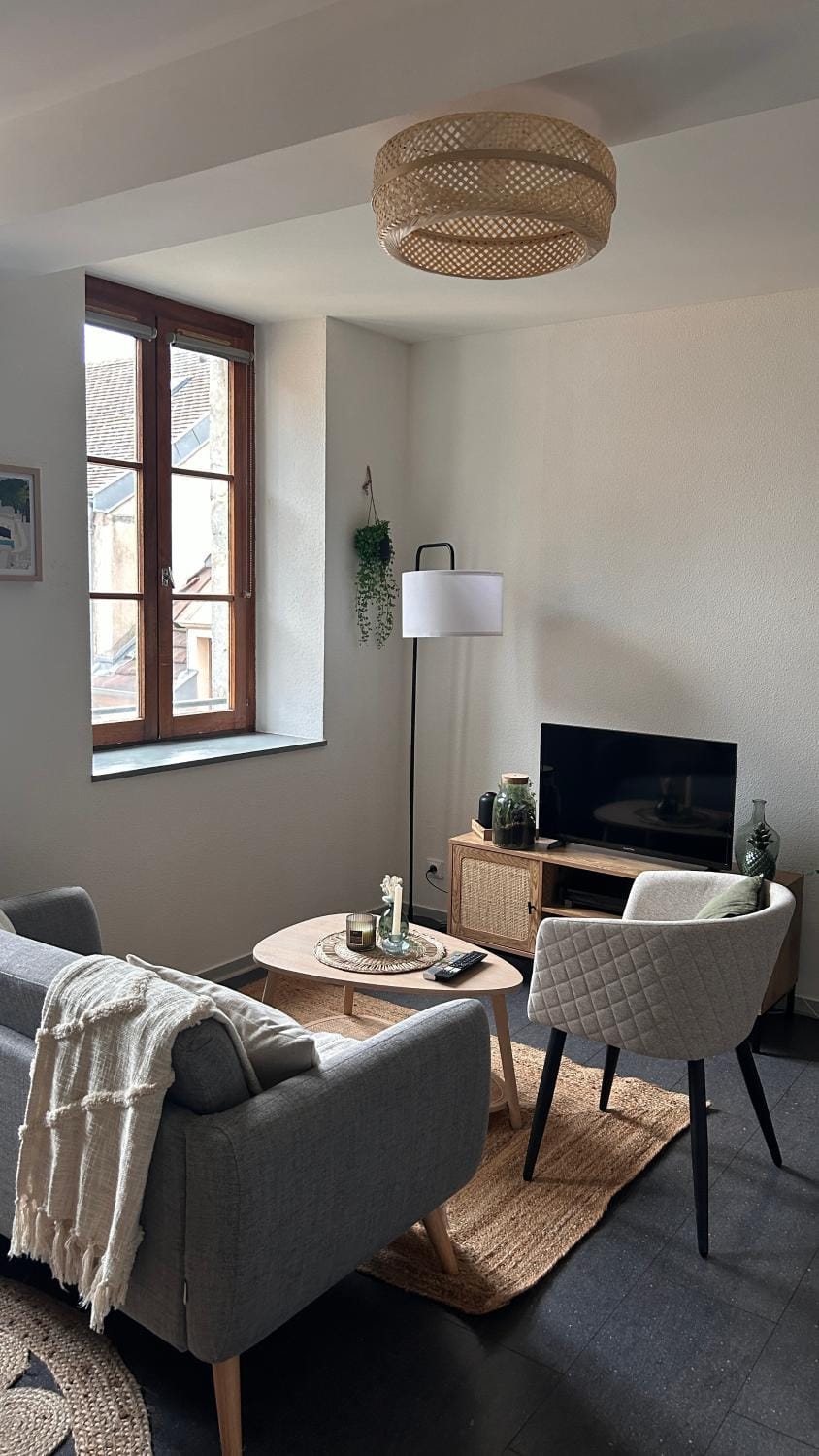 TV and multimedia, Living room, Seating area