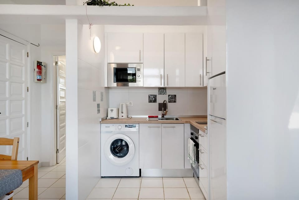 Kitchen or kitchenette, Living room