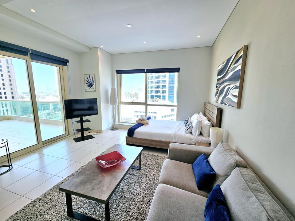 Bed, Living room