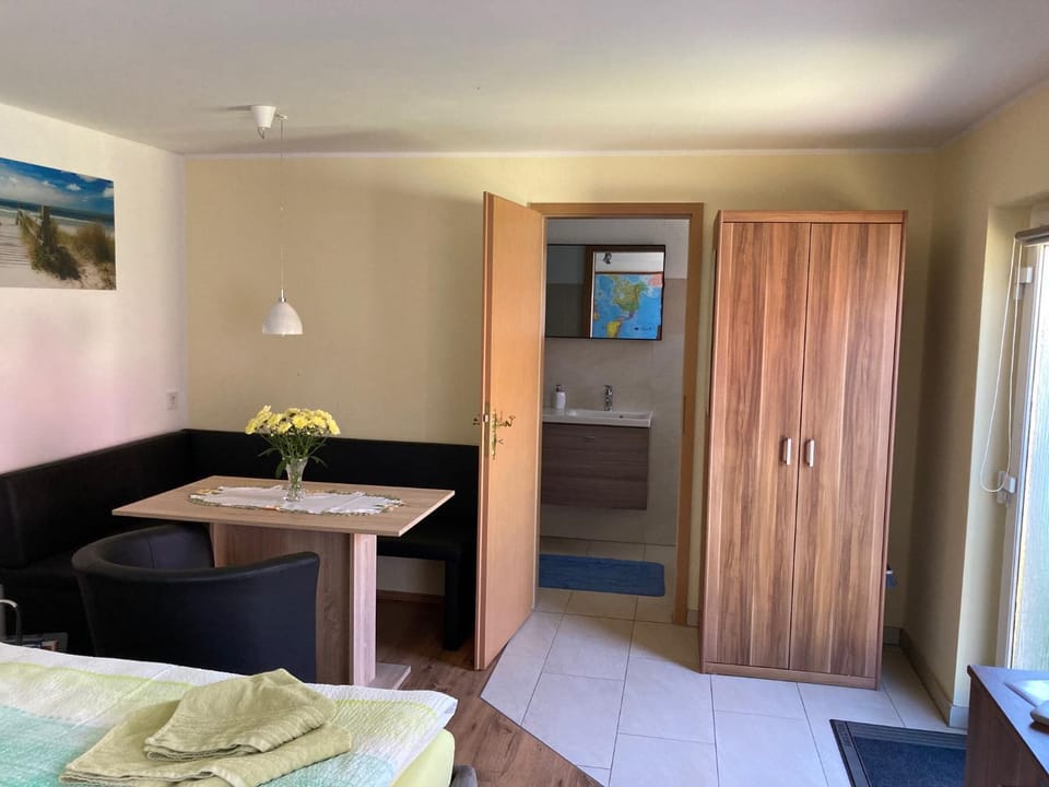 Ferienzimmer Olaf Apartment in Waren