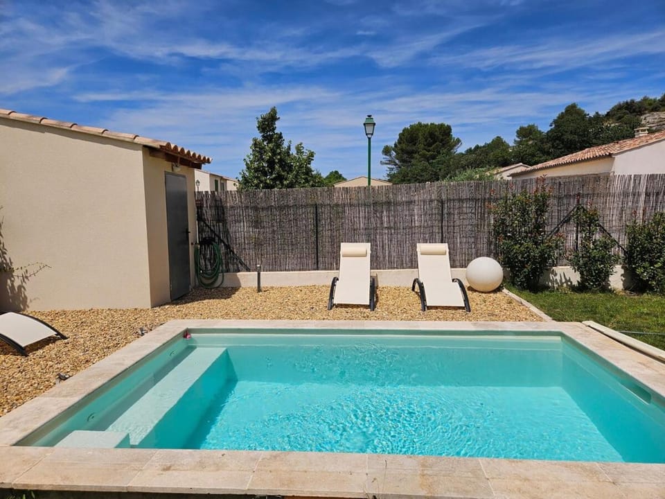 Day, Pool view, Swimming pool, sunbed
