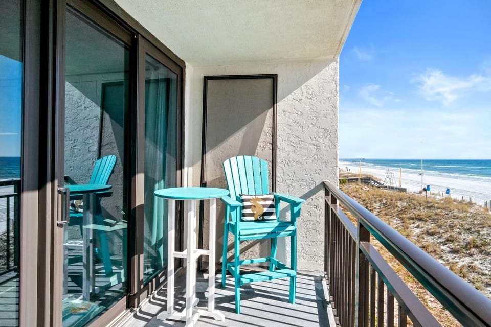 Beach Front, Feeling Beachy 1302 House in Okaloosa Island