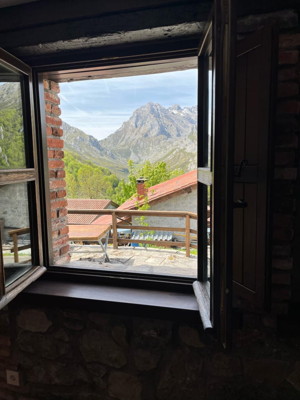 View (from property/room), Balcony/Terrace, Mountain view