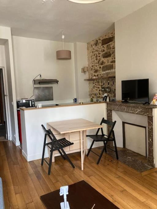 Fontainebleau hypercentre Place d’Armes 2 chambres Apartment in Fontainebleau