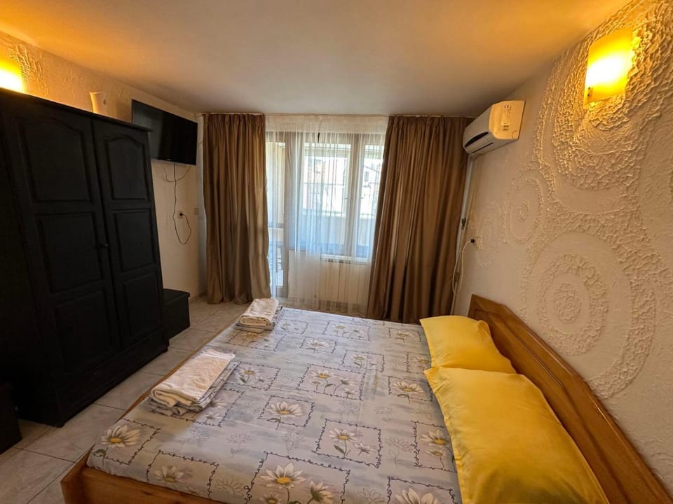 Къща за гости Стил Bed and Breakfast in Burgas Province