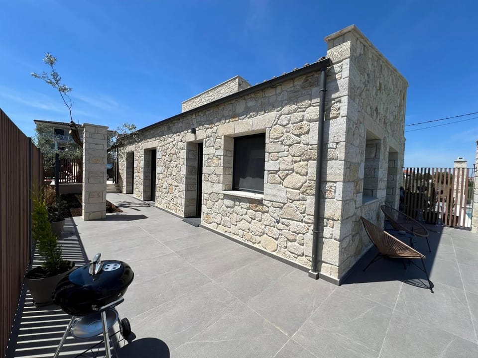 Property building, Garden