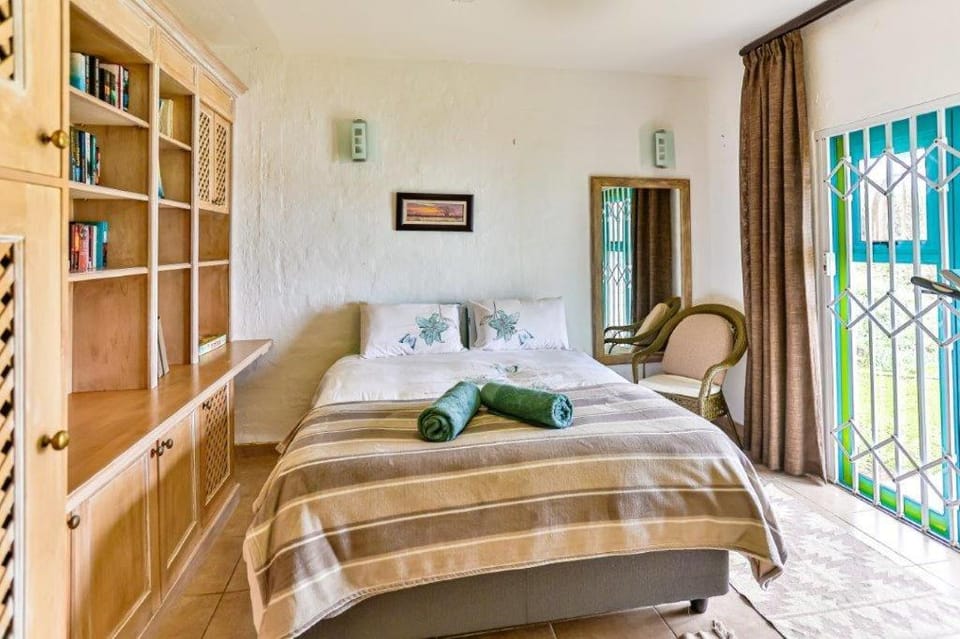 Mini Perissa, Santorini Estate Apartment in Dolphin Coast
