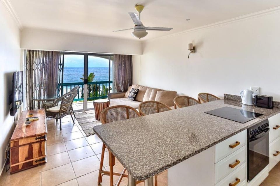 Mini Perissa, Santorini Estate Apartment in Dolphin Coast
