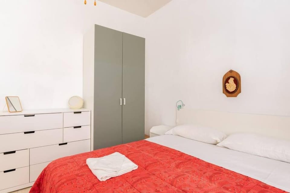 Cute Flat near the Beach with Parking Apartment in Viareggio