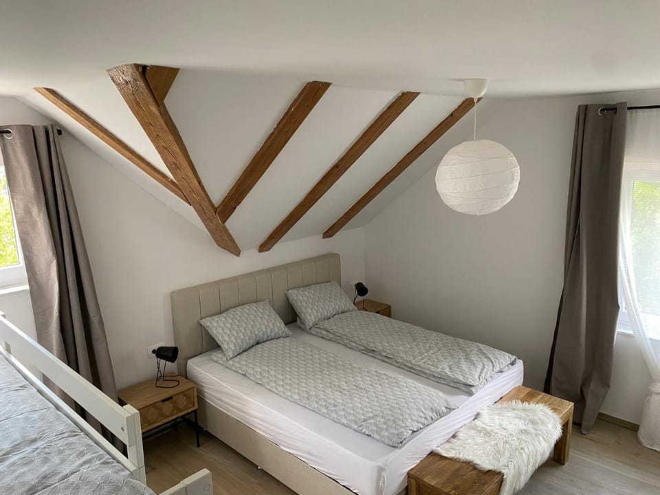 Bed, Bedroom, bunk bed