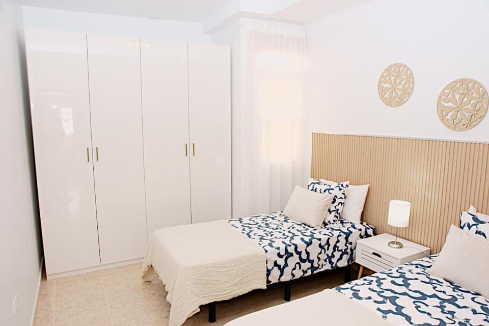 Bed, Bedroom, wardrobe