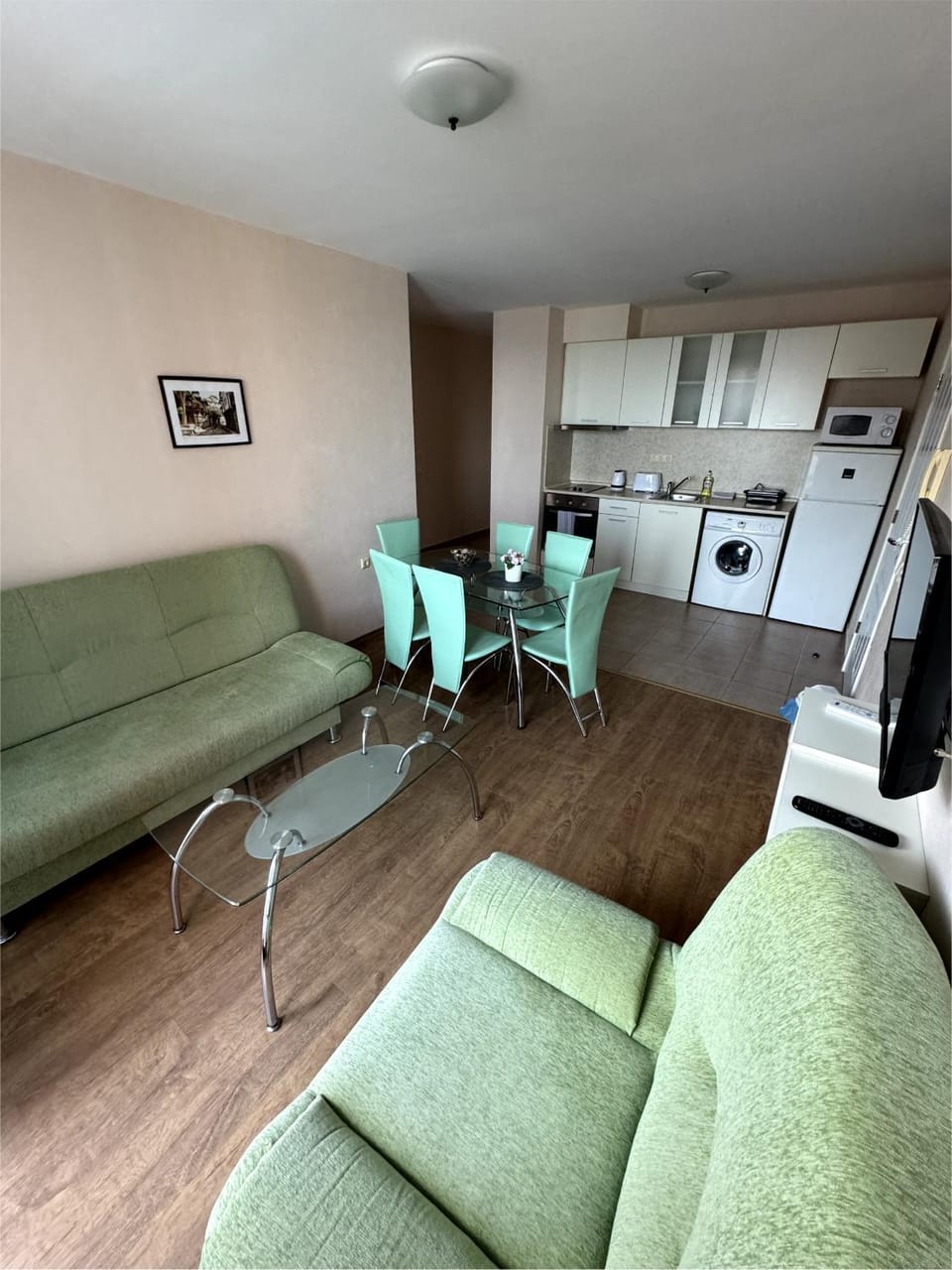 Bed, Living room, Dining area, kitchen