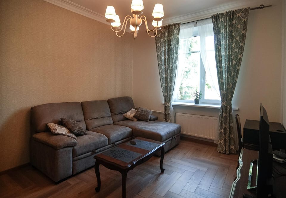 TV and multimedia, Seating area