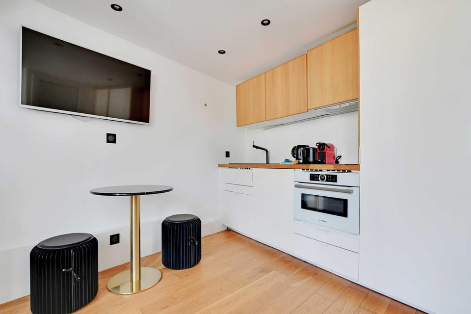 Charming apt with ac -Rue des Archives- le marais Apartment in Paris