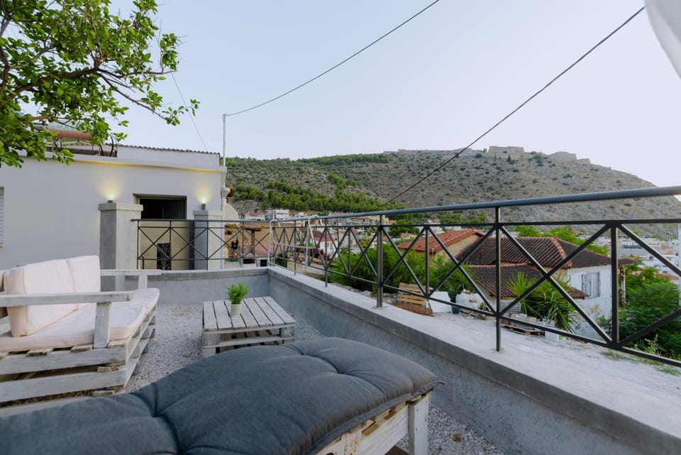 View (from property/room), Balcony/Terrace
