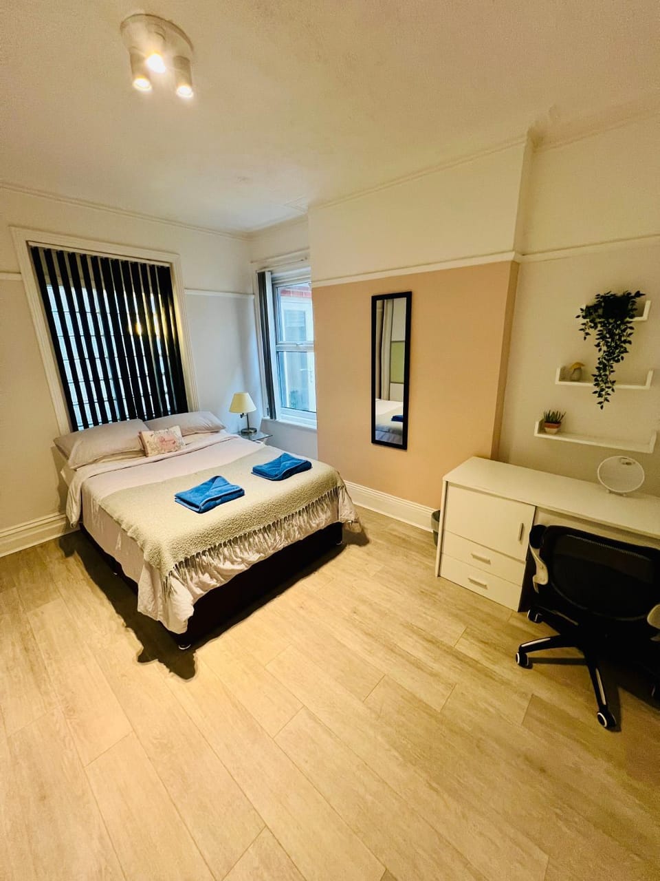Bed, Bedroom