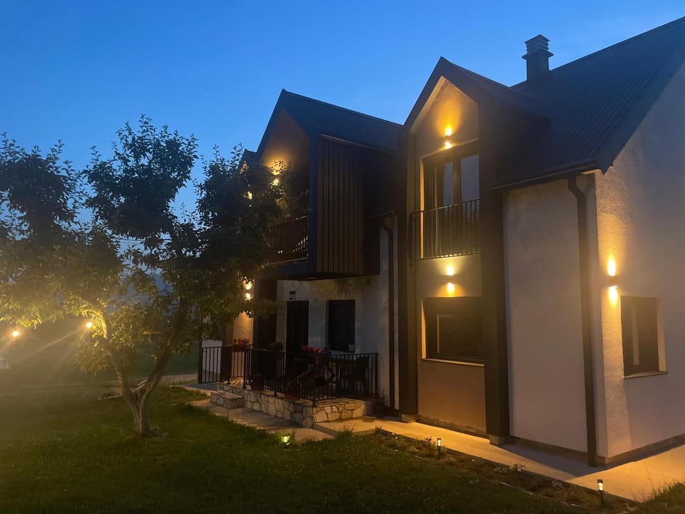 Villa Villekulla VV Chalet in Montenegro