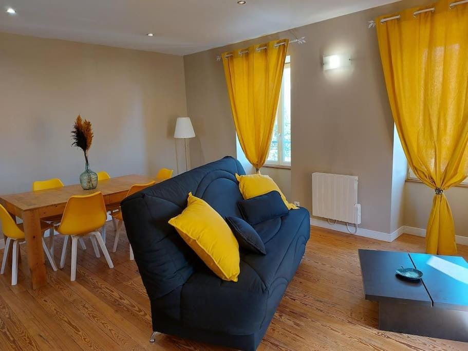MONTALIEU SEJOUR Duplex Tournesol, prox CNPE Bugey, PIPA, vallée Bleue Apartment in Auvergne-Rhône-Alpes