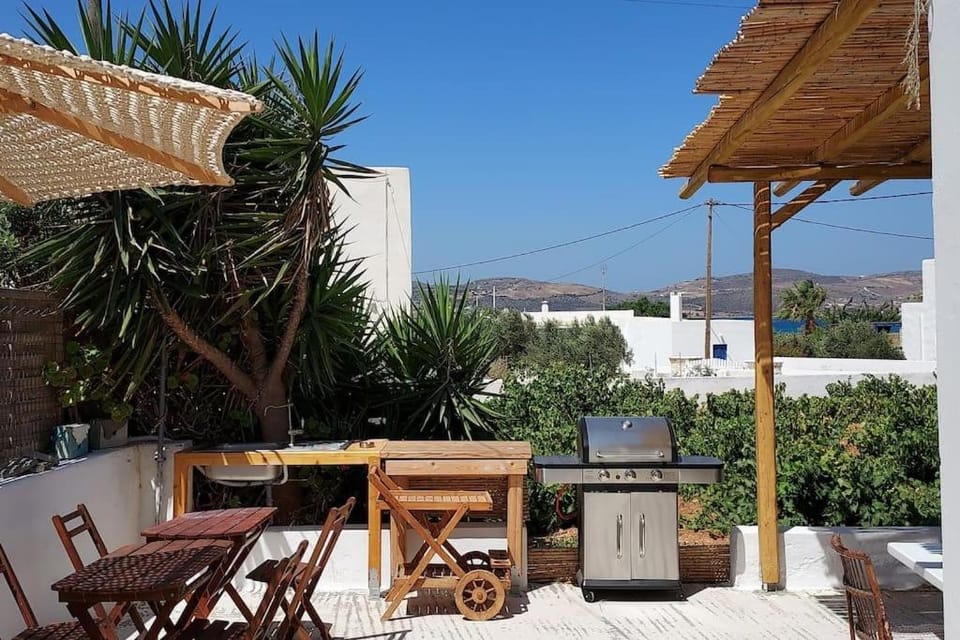 Patio, Day, BBQ facilities, View (from property/room), Balcony/Terrace, Dining area