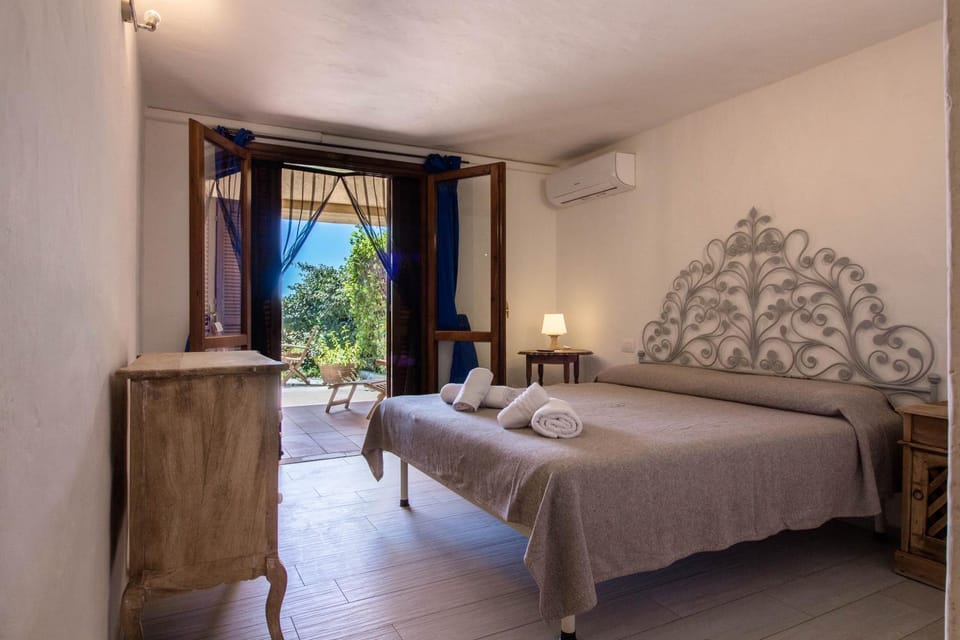 Patio, Bedroom