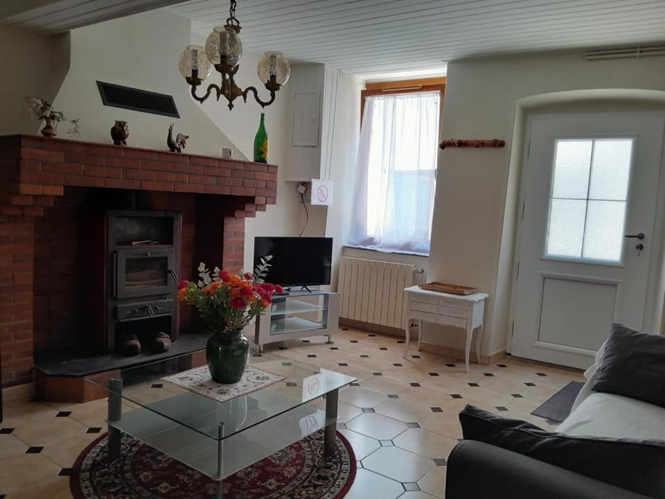 Oustal marcellin House in Occitanie