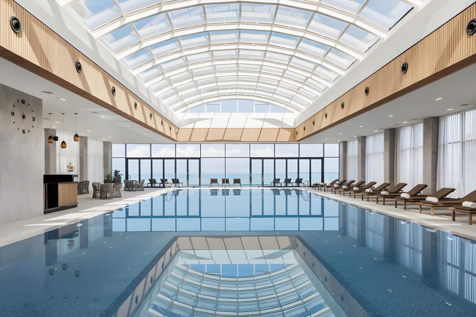 Swimming pool, Swimming pool