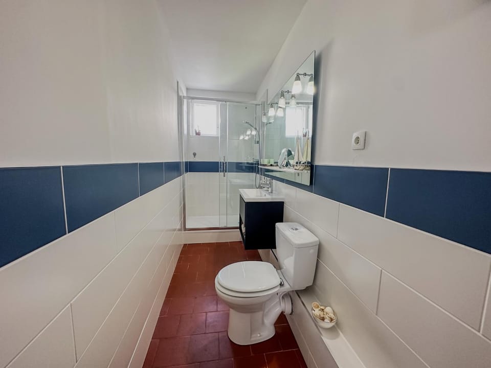 Toilet, Bathroom