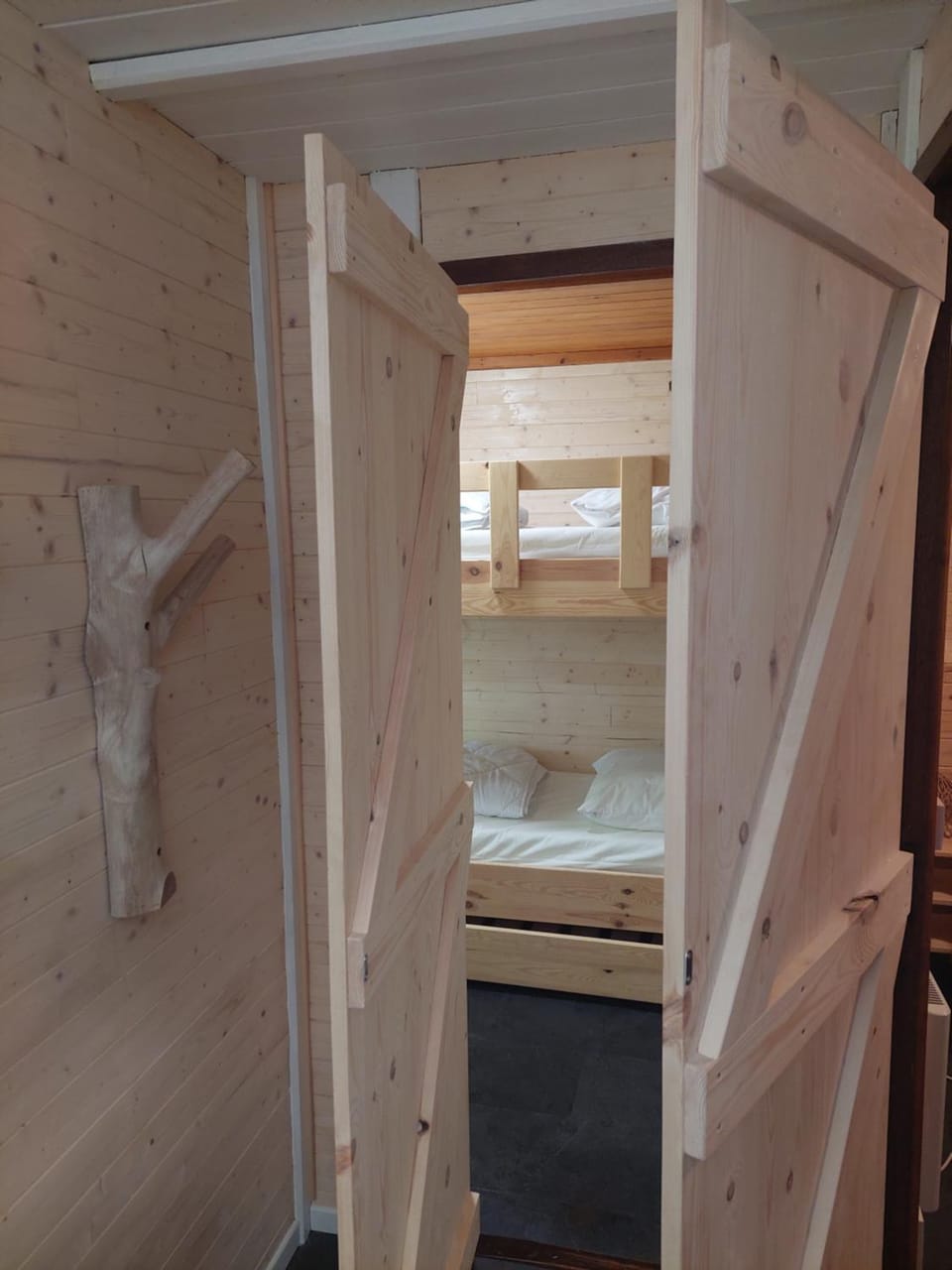 Bed, Bedroom, bunk bed