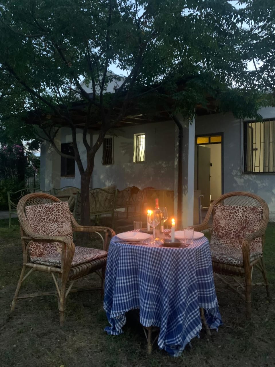 Property building, Seating area, Dining area, Garden view
