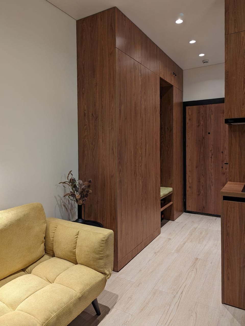 Seating area, wardrobe