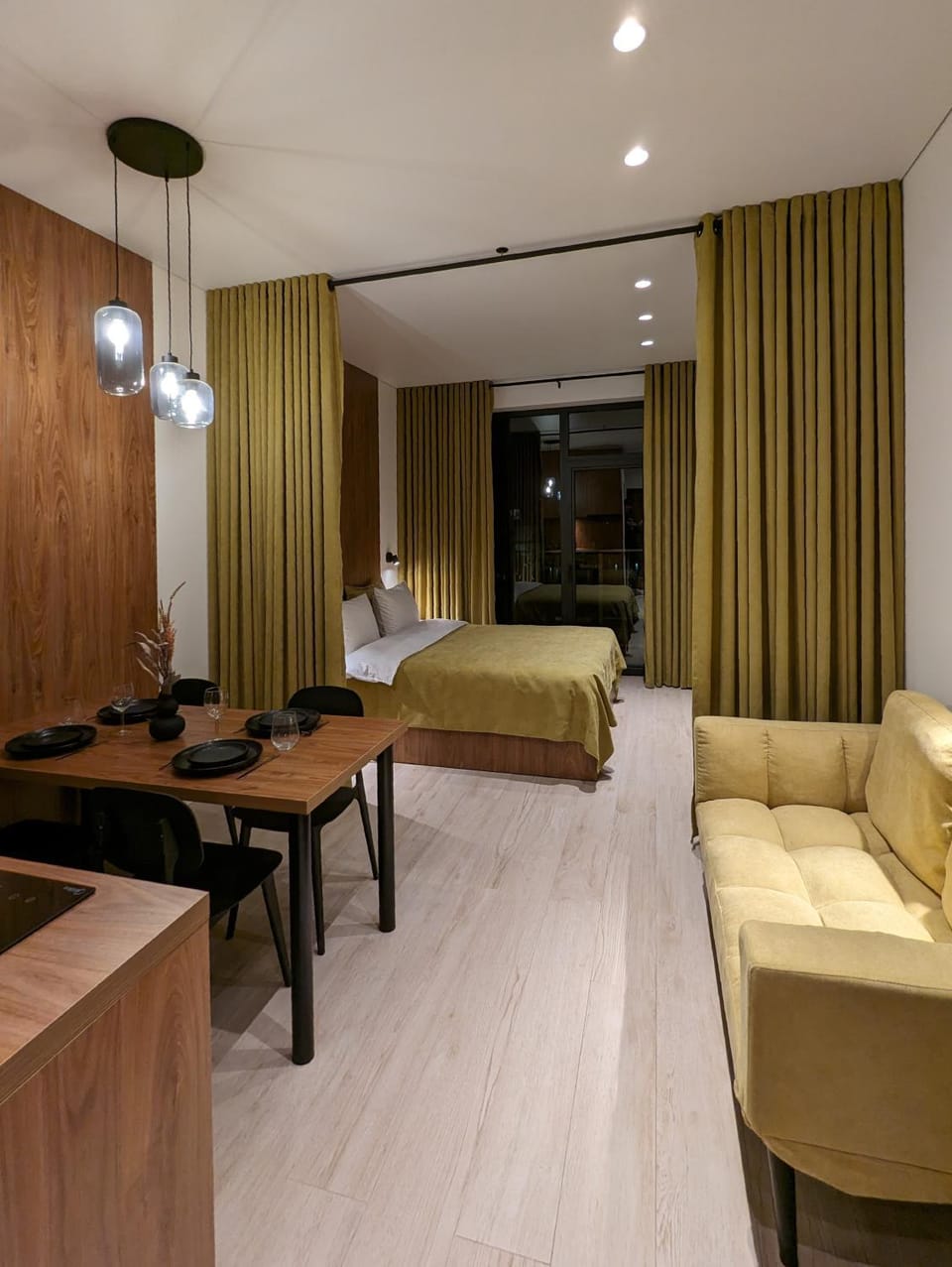 Photo of the whole room
