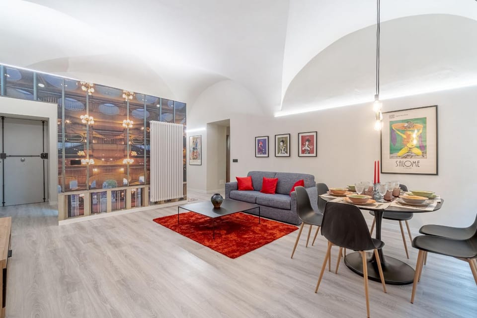 Living room, Dining area