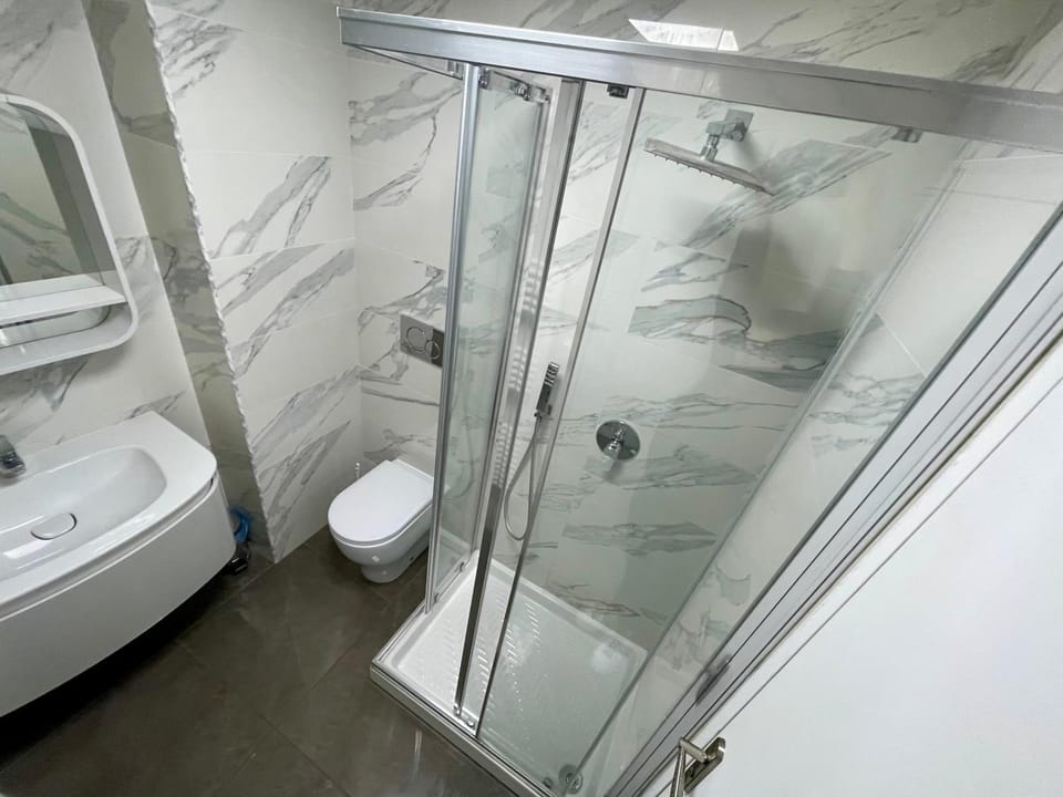 Shower, Toilet, Bathroom