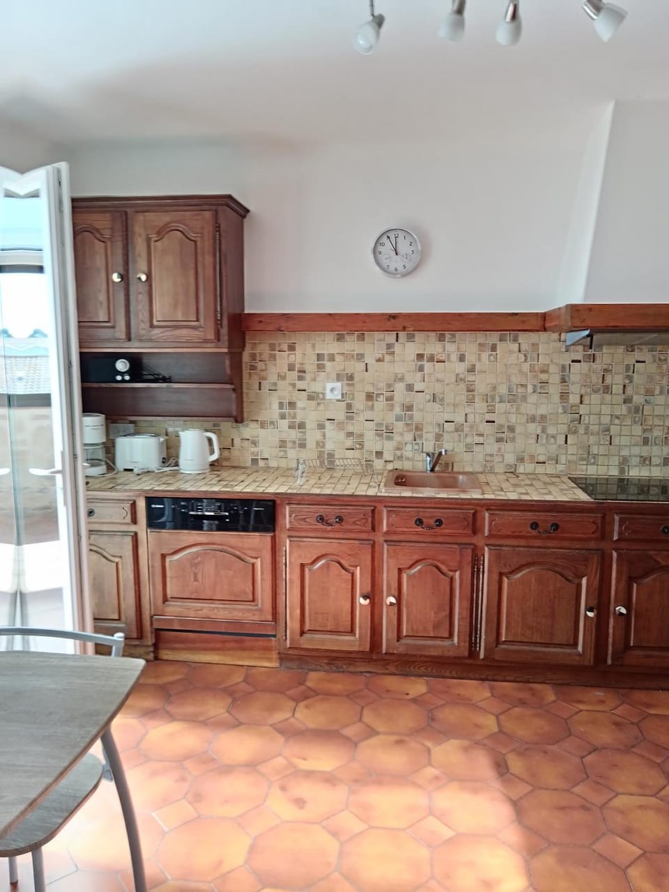 Kitchen or kitchenette, stove