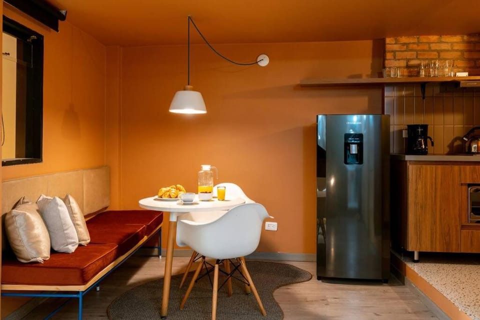 AVJ3A- Ubicación Inmejorable! Hermoso Apartamento de 2Hab en La Candelaria Apartment in Bogota