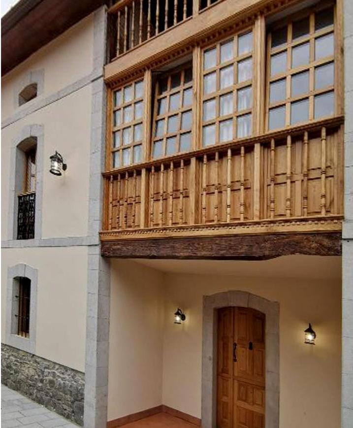 Property building, Facade/entrance