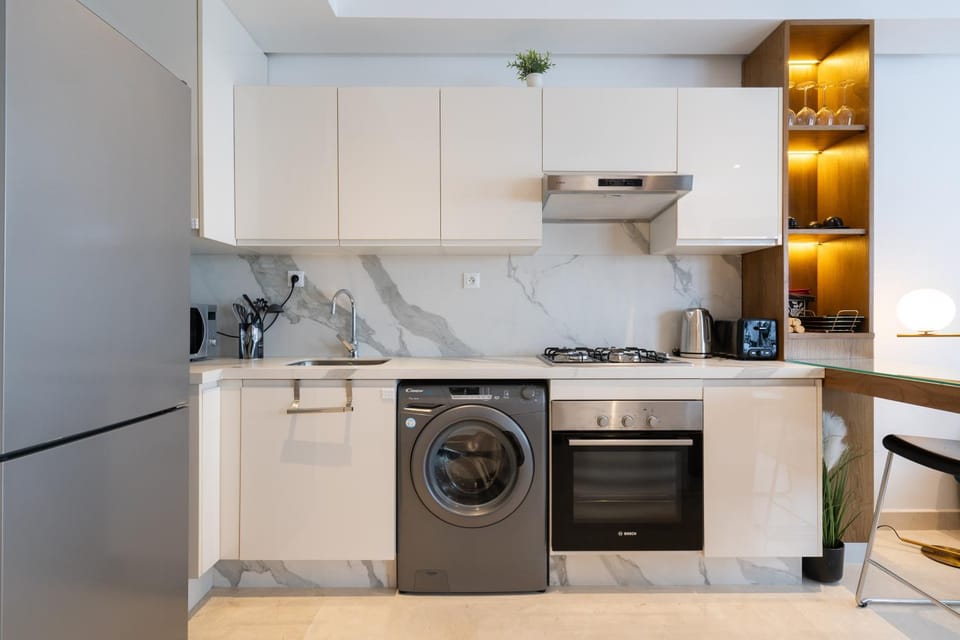 Kitchen or kitchenette, oven
