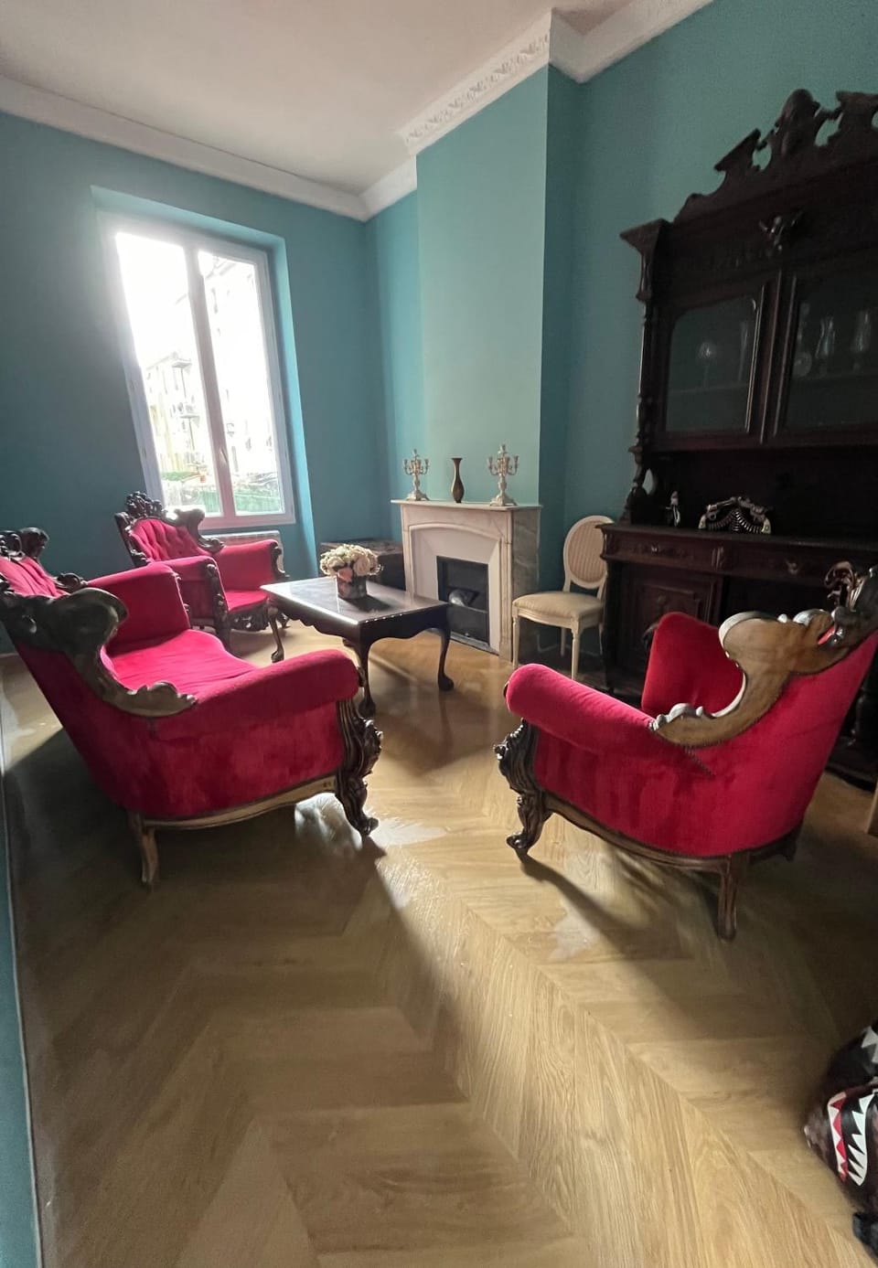 Living room, Dining area