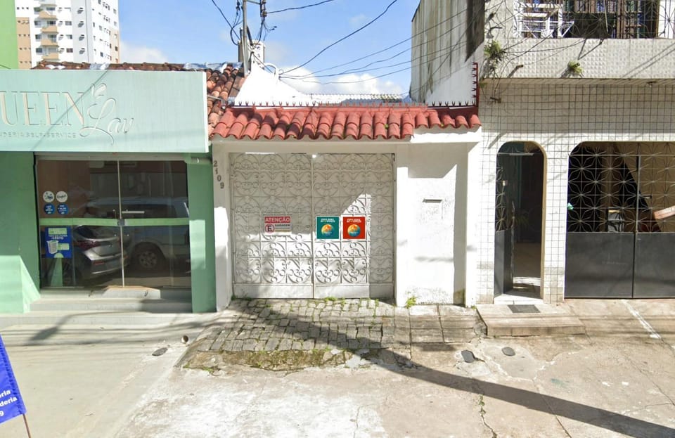 Property building, Facade/entrance